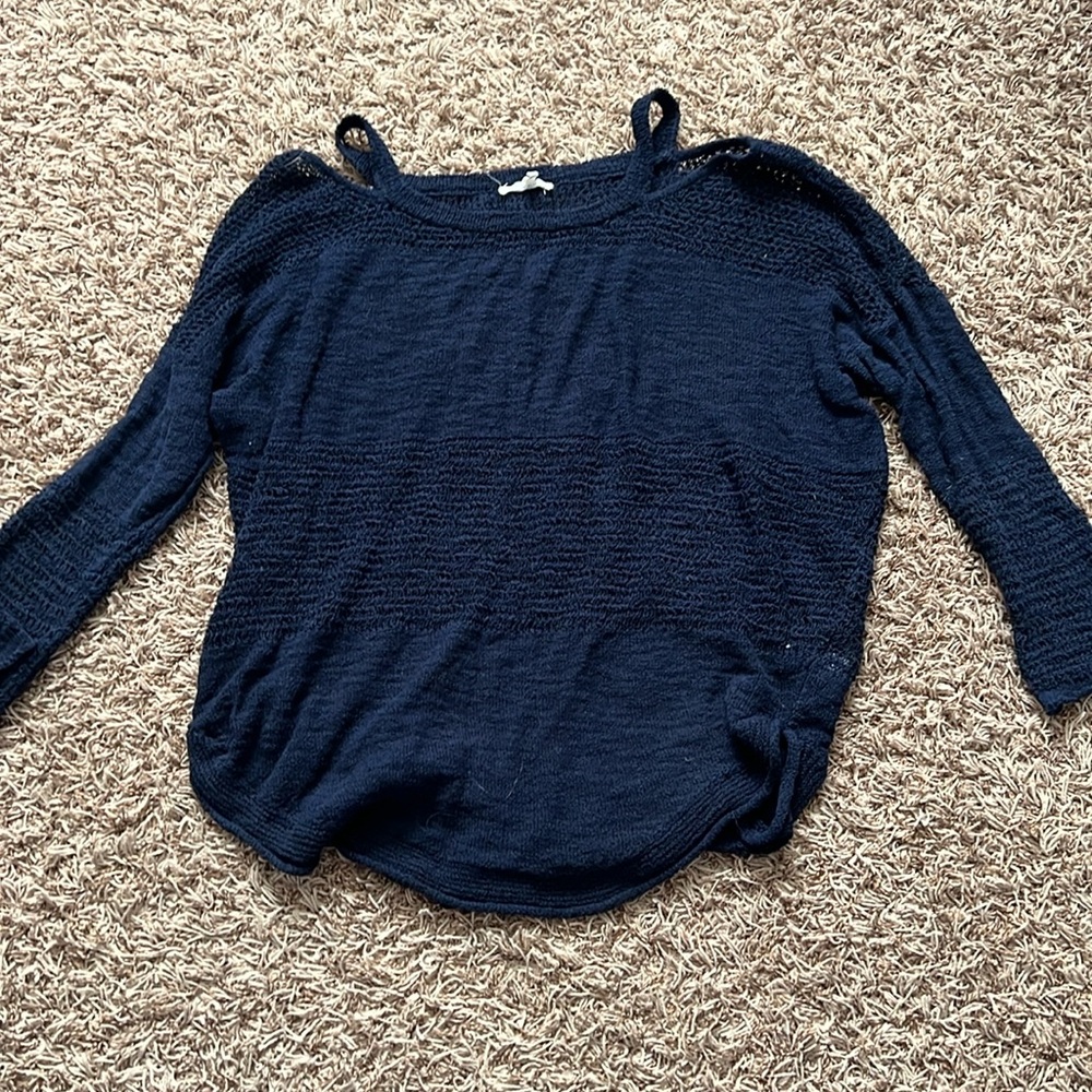 Lg Maurice’s off the shoulder